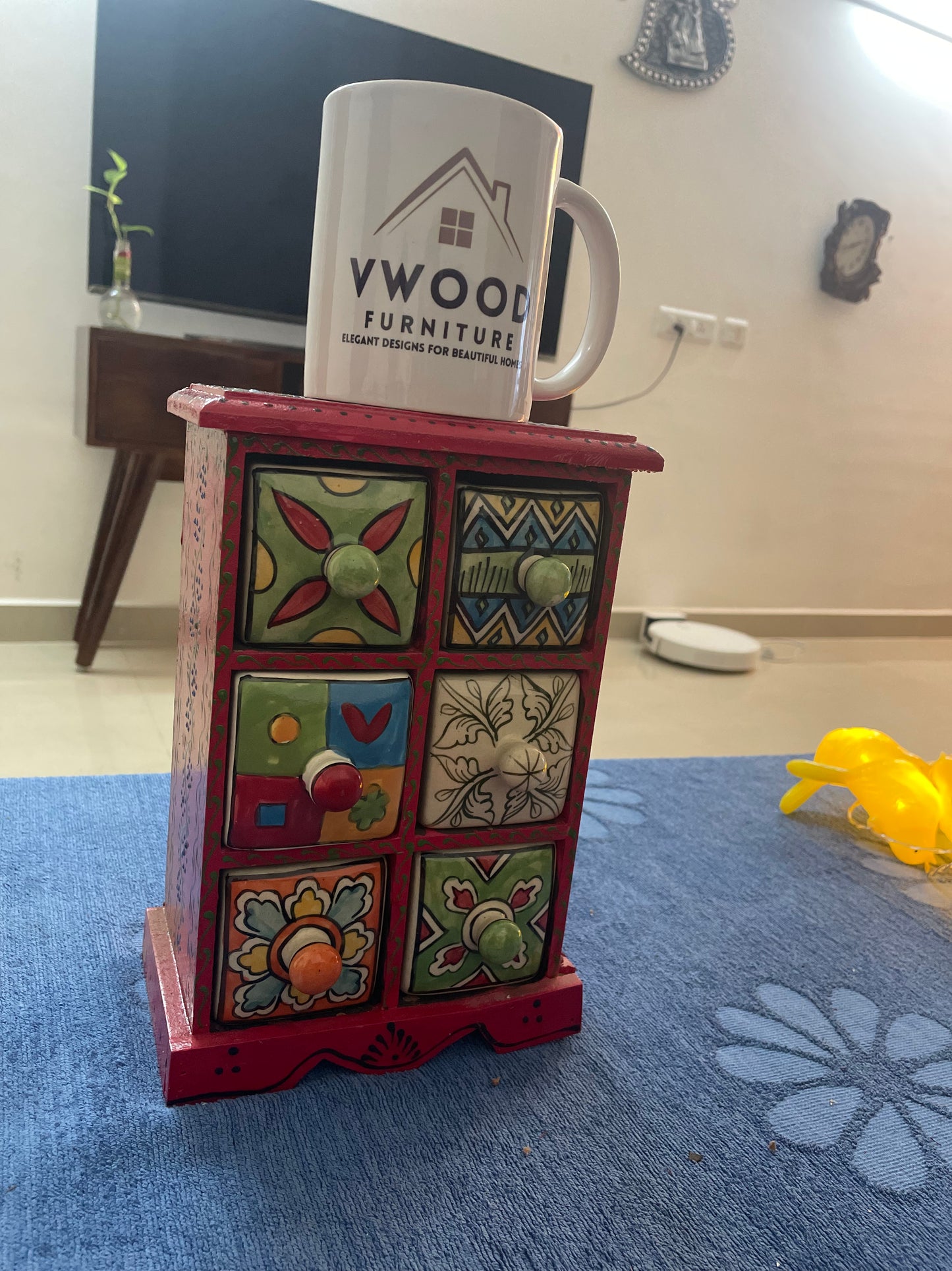 Red Building Ceramic Storage box