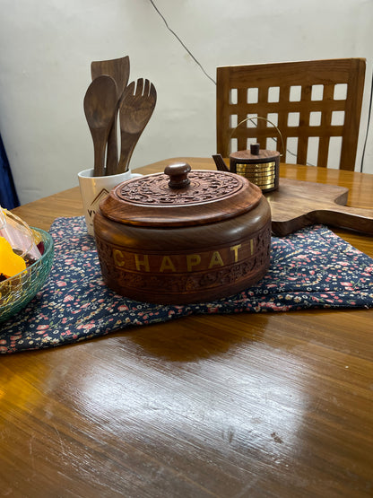 Carving Top Chapati Box